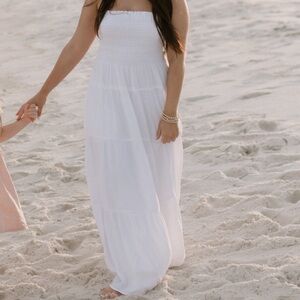 Abercrombie & Fitch White Strapless Maxi Dress